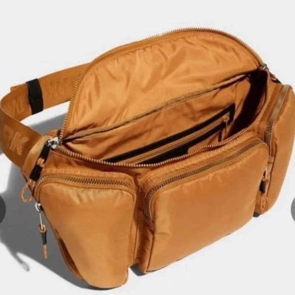 Ivy park adidas messenger bag - Picture 2 of 6